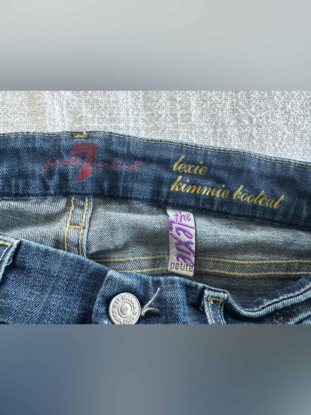 7 For All Mankind Dark Blue Kimmie Jeans Lexie Petite Length - Picture 3 of 6